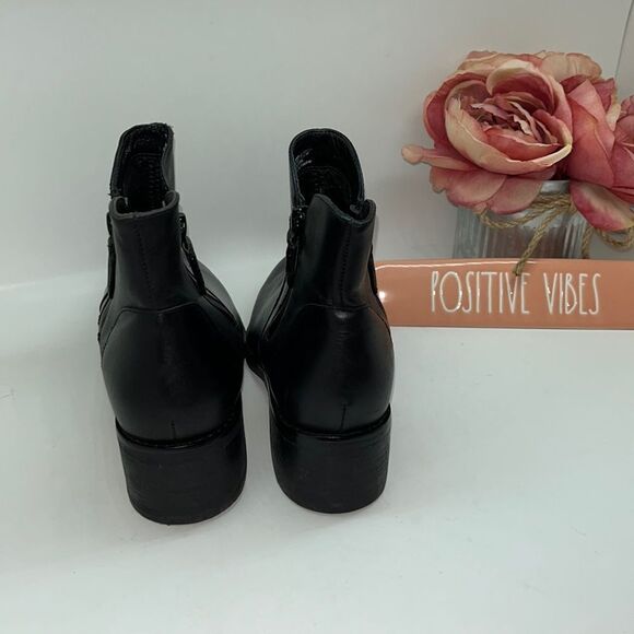 Cole Haan Lyla Waterproof Bootie Size 7B - Picture 3 of 9